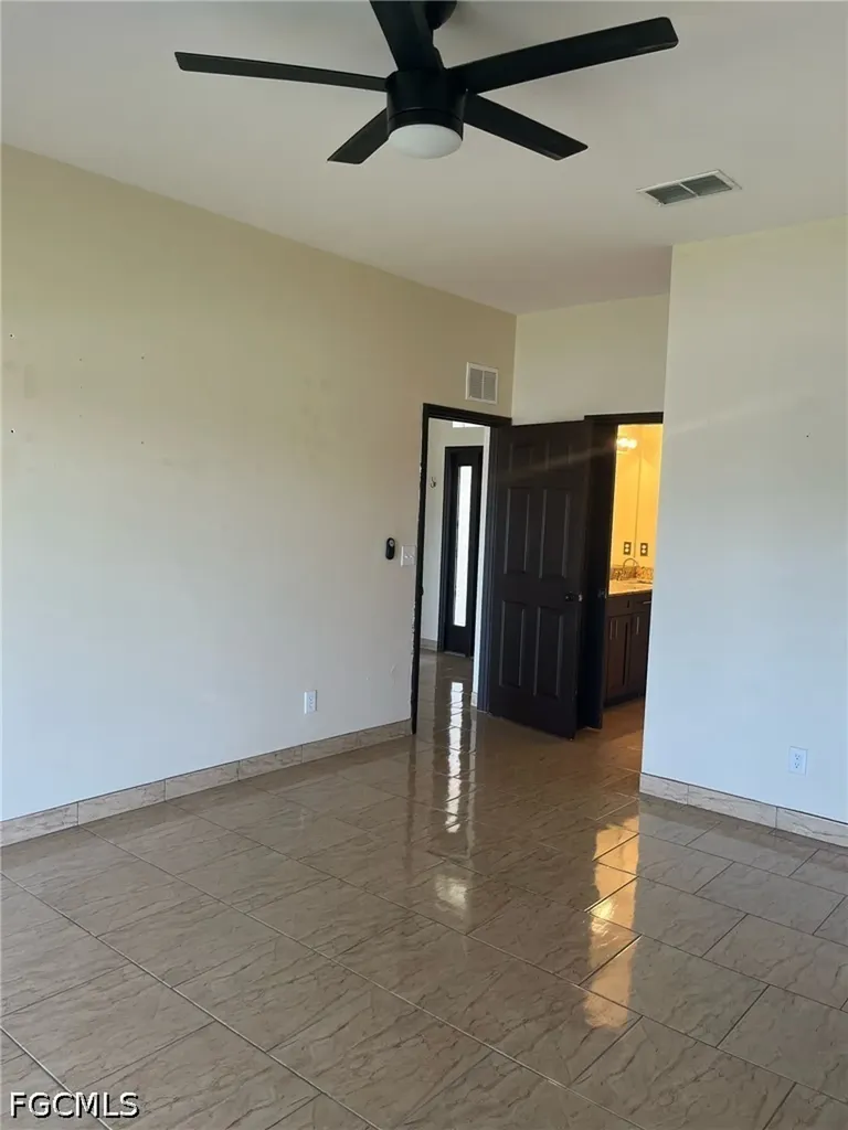 17 NE 11th Lane Cape Coral FL 33909