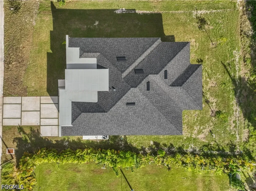 2020 Tropicana Parkway W Cape Coral FL 33993