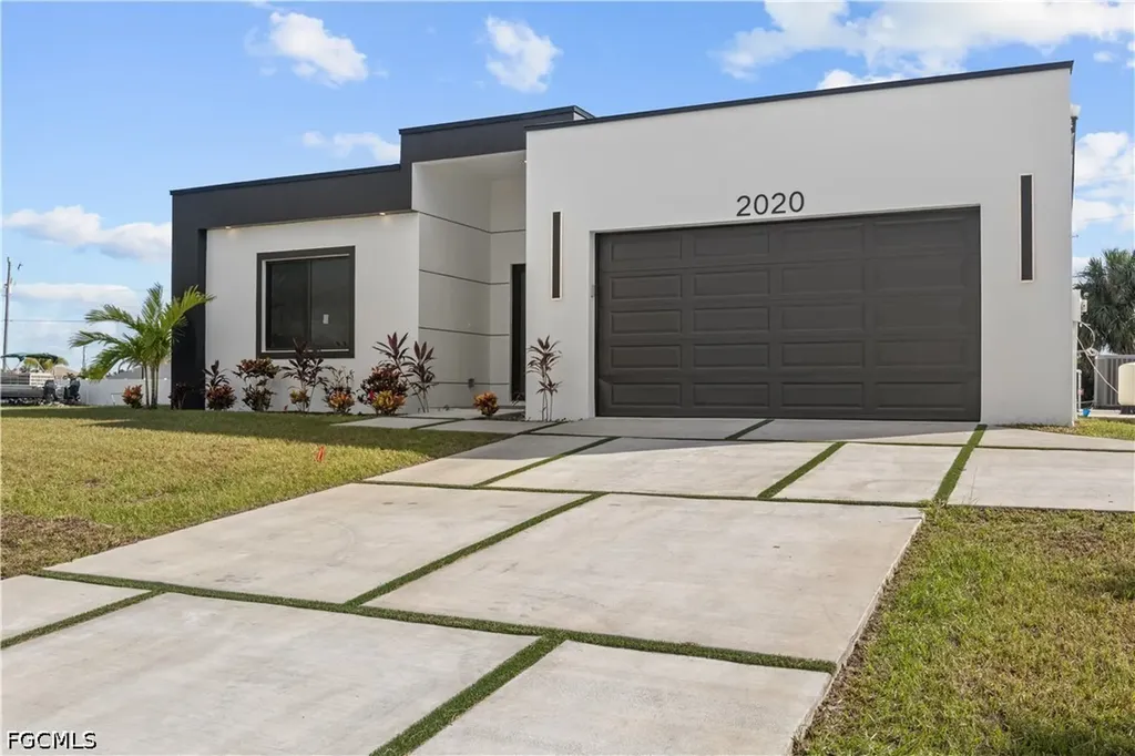 2020 Tropicana Parkway W Cape Coral FL 33993
