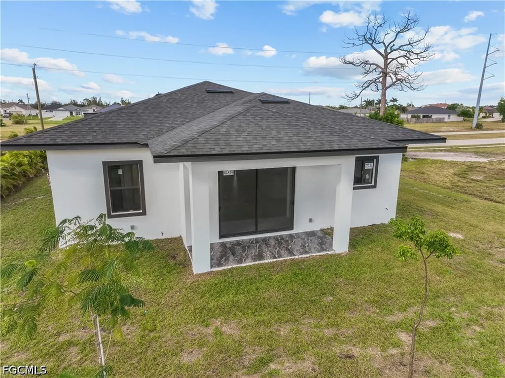 2020 Tropicana Parkway W Cape Coral FL 33993