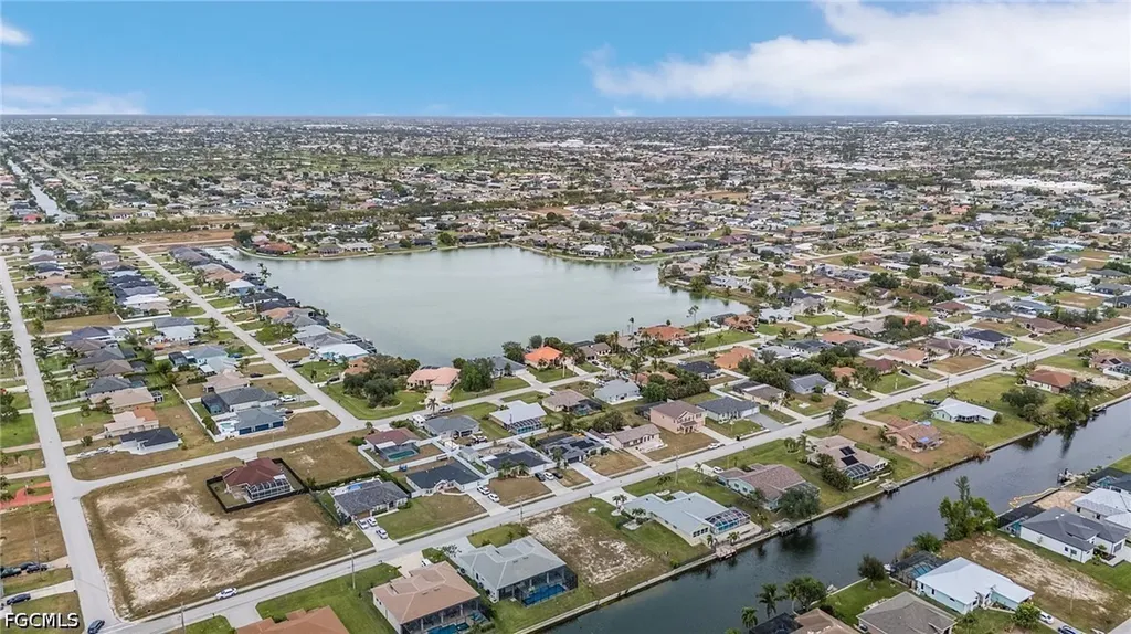1426 SW 28th Street Cape Coral FL 33914