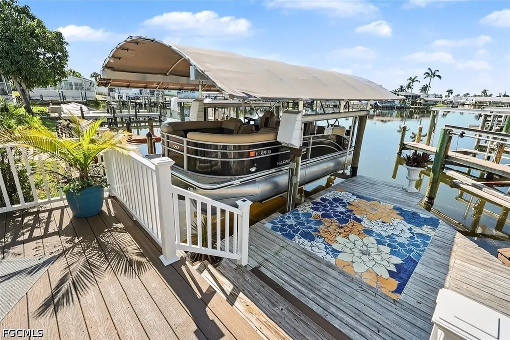 11111 Bayside Lane Fort Myers Beach FL 33931