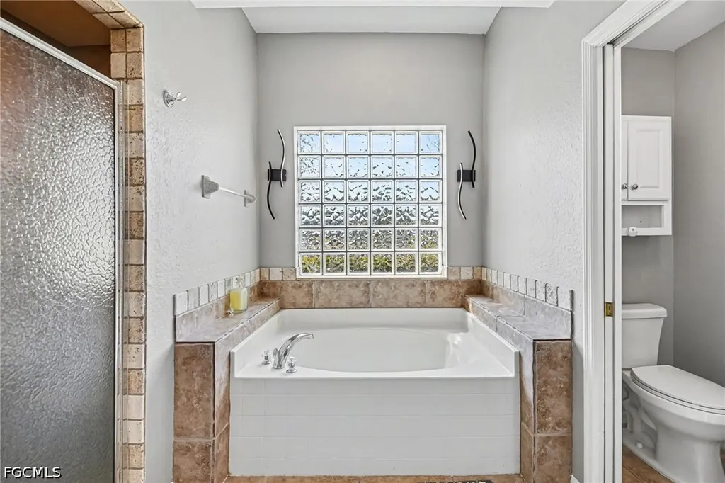 107 NW 13th Terrace Cape Coral FL 33993