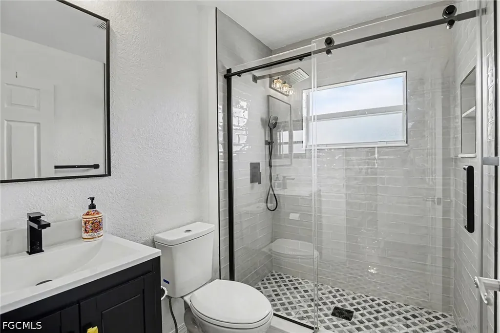 107 NW 13th Terrace Cape Coral FL 33993
