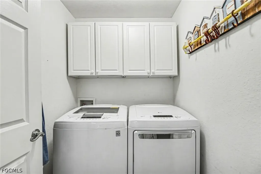 107 NW 13th Terrace Cape Coral FL 33993