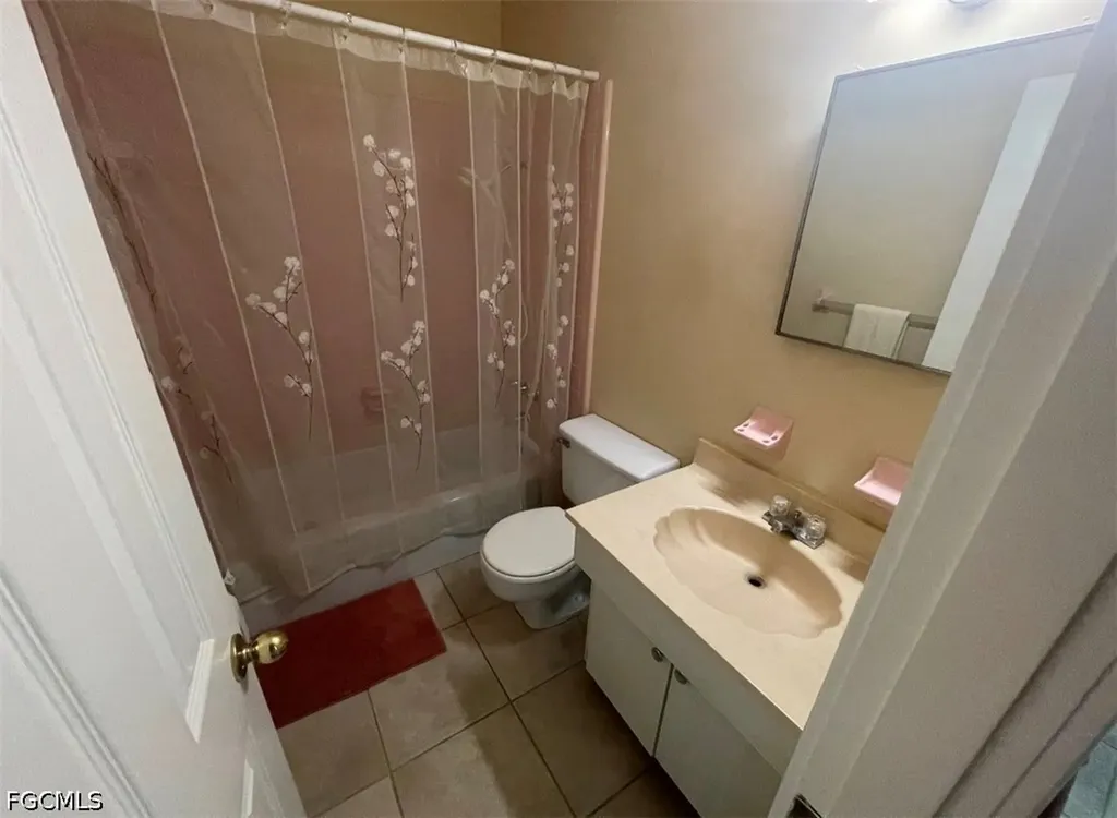10 Tangelo Court Lehigh Acres FL 33936