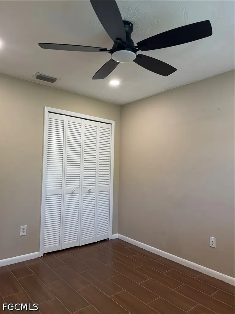 1405 SW 5th Place Cape Coral FL 33991