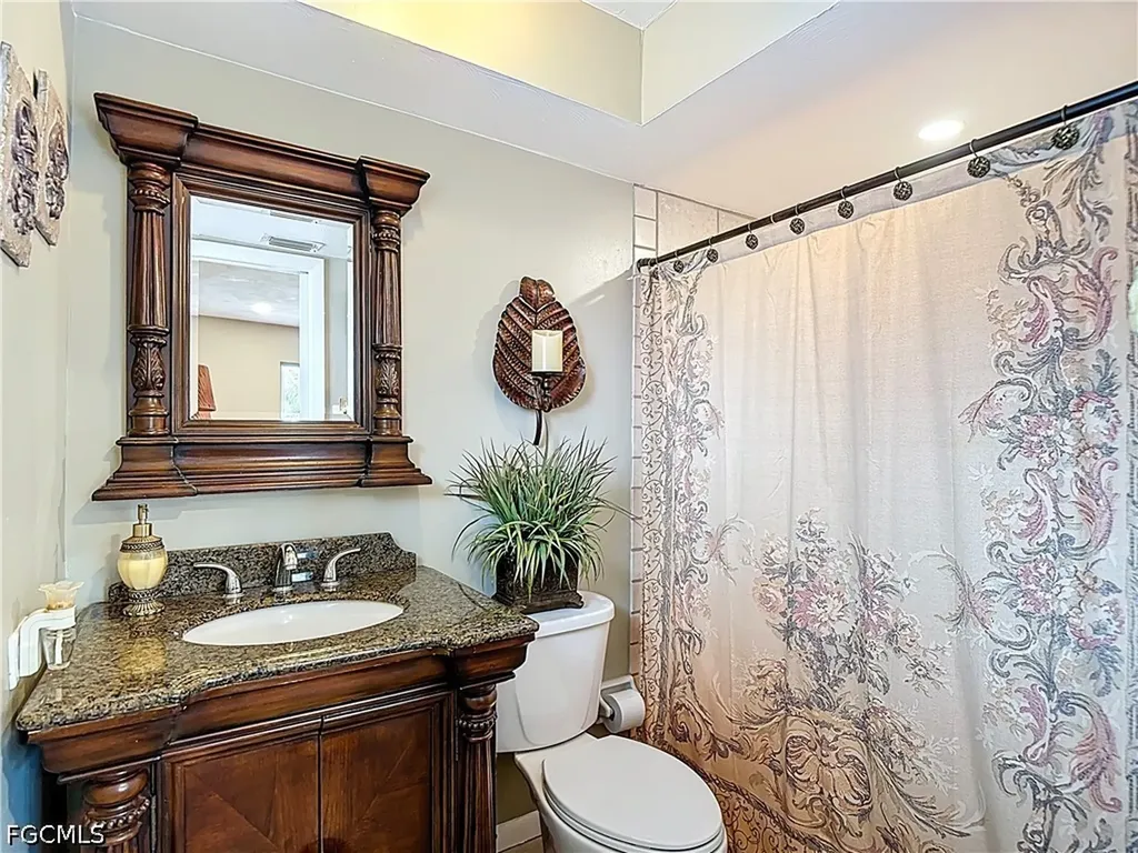 1405 SW 5th Place Cape Coral FL 33991