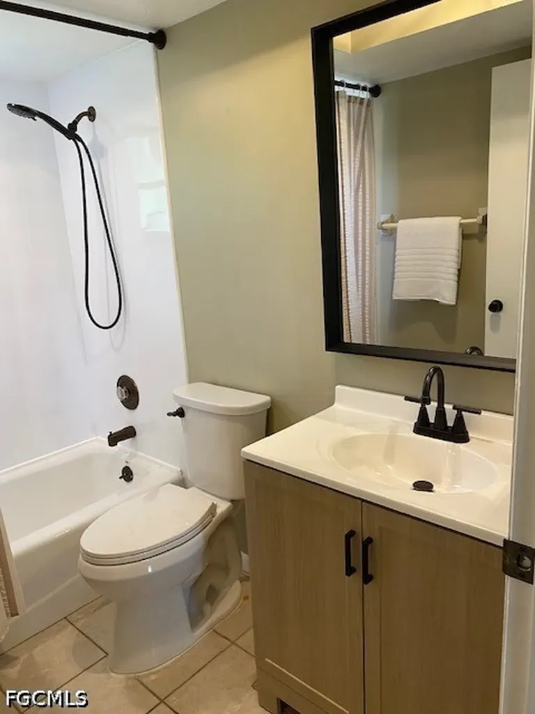1405 SW 5th Place Cape Coral FL 33991