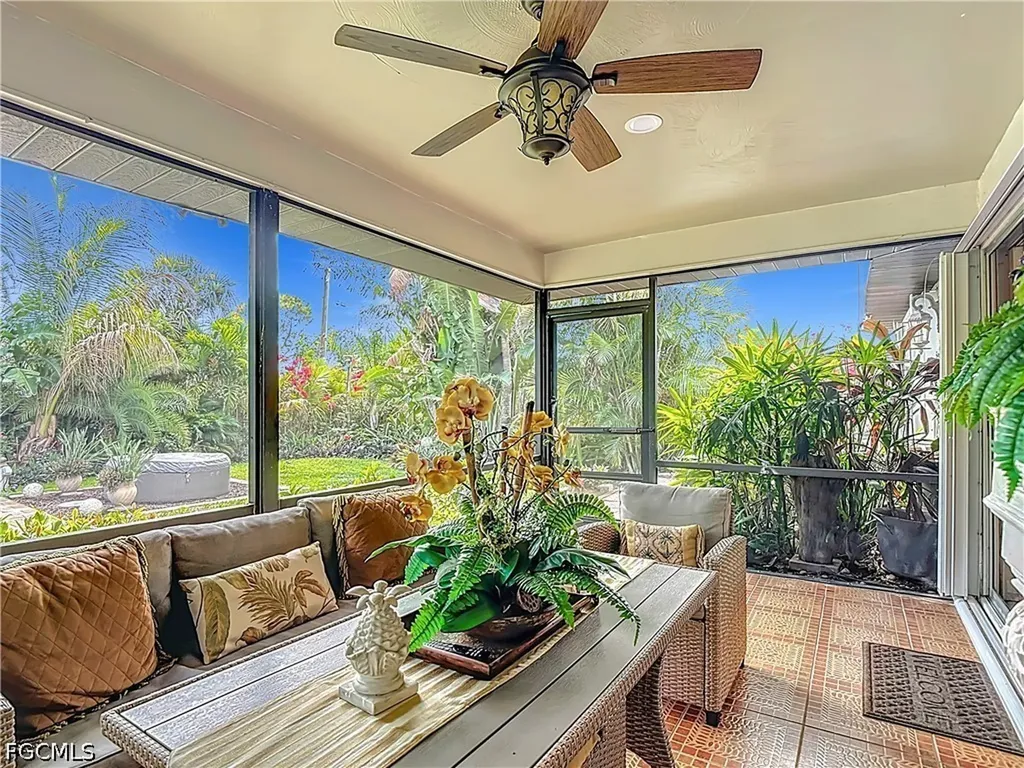 1405 SW 5th Place Cape Coral FL 33991
