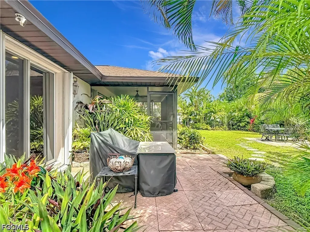 1405 SW 5th Place Cape Coral FL 33991
