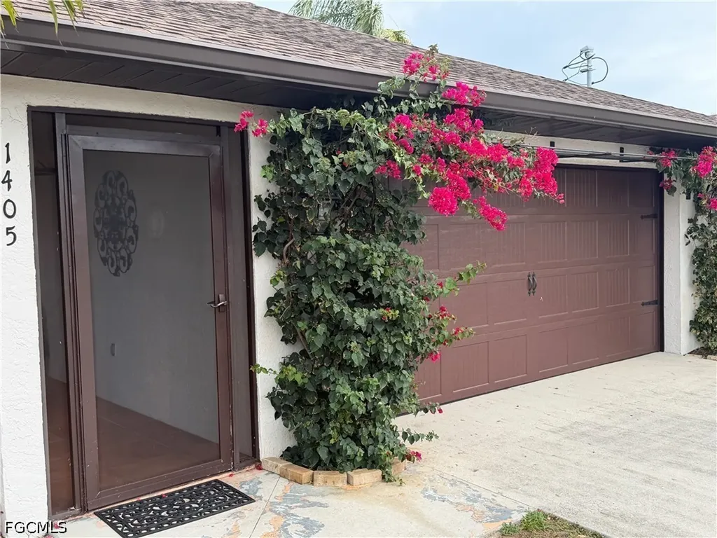 1405 SW 5th Place Cape Coral FL 33991