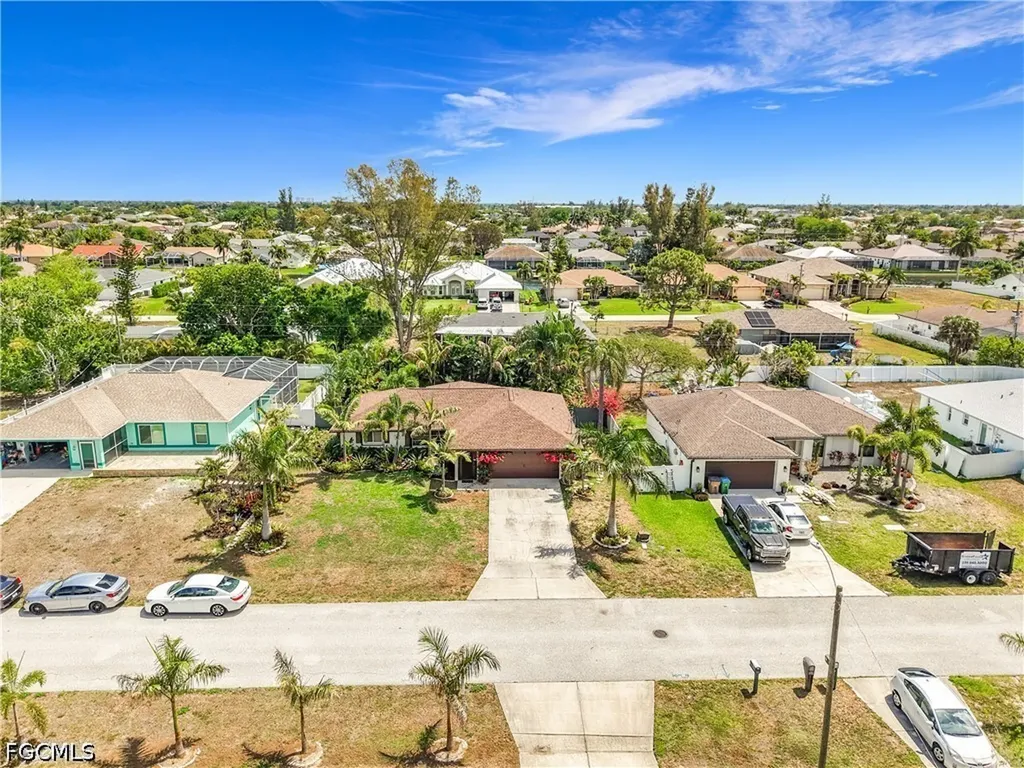 1405 SW 5th Place Cape Coral FL 33991
