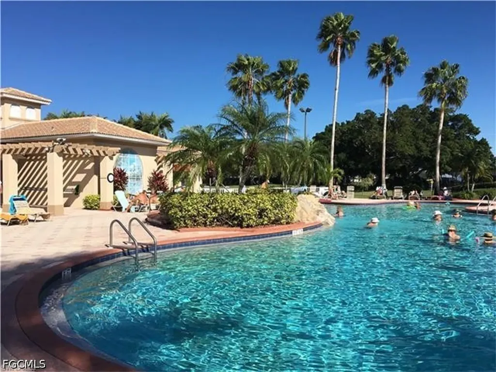 14970B Vista View Way Fort Myers FL 33919