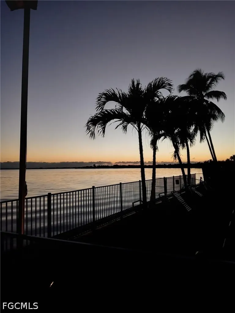 1920 Virginia Avenue SW Fort Myers FL 33901