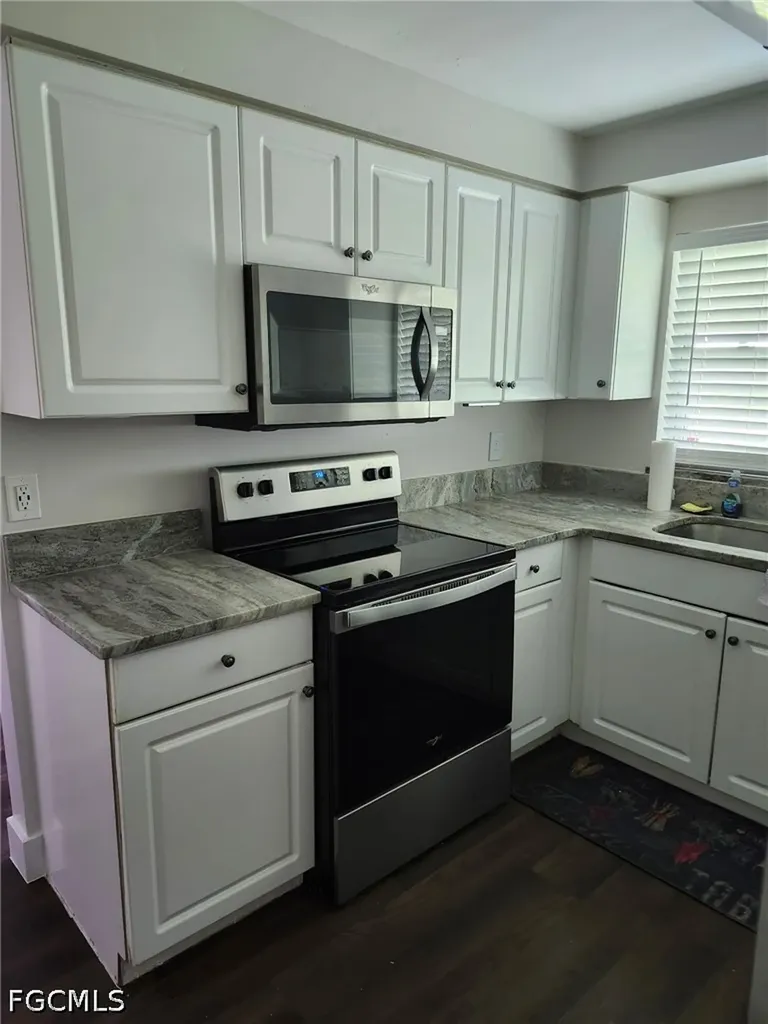 6313 Saint Andrews Circle S Fort Myers FL 33919