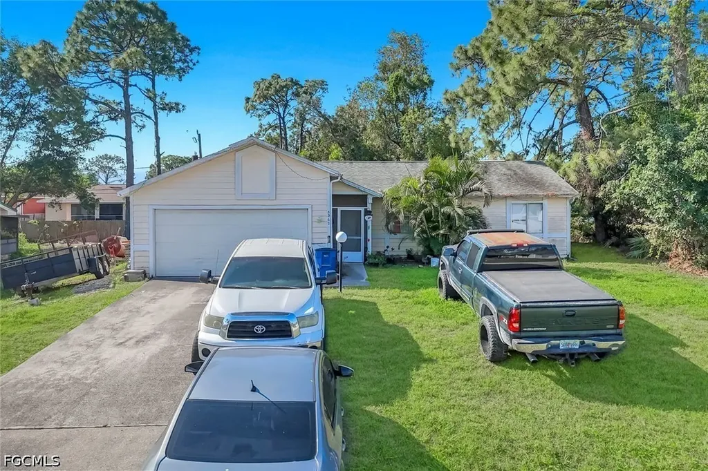 8362 Bamboo Road Fort Myers FL 33967