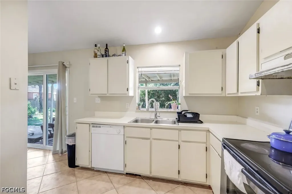8362 Bamboo Road Fort Myers FL 33967