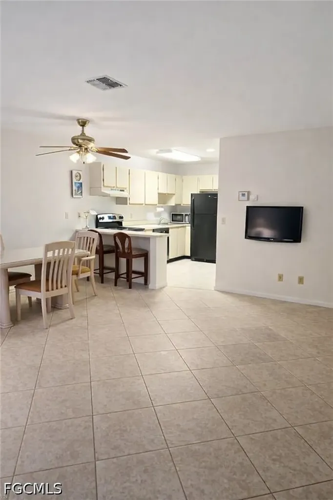 4513 SW 8th Court Cape Coral FL 33914