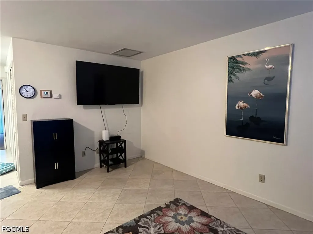 4513 SW 8th Court Cape Coral FL 33914