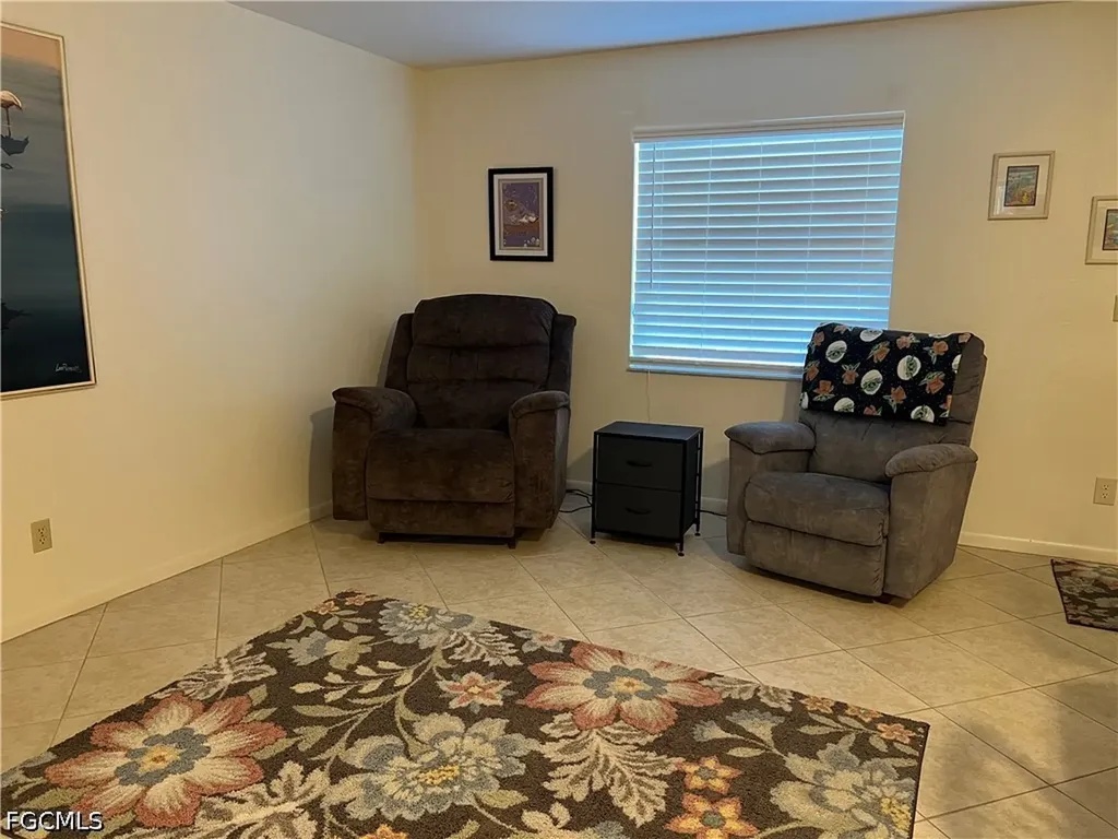 4513 SW 8th Court Cape Coral FL 33914