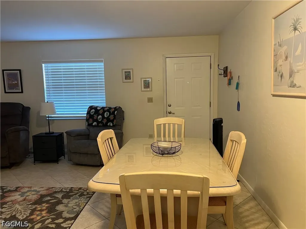 4513 SW 8th Court Cape Coral FL 33914