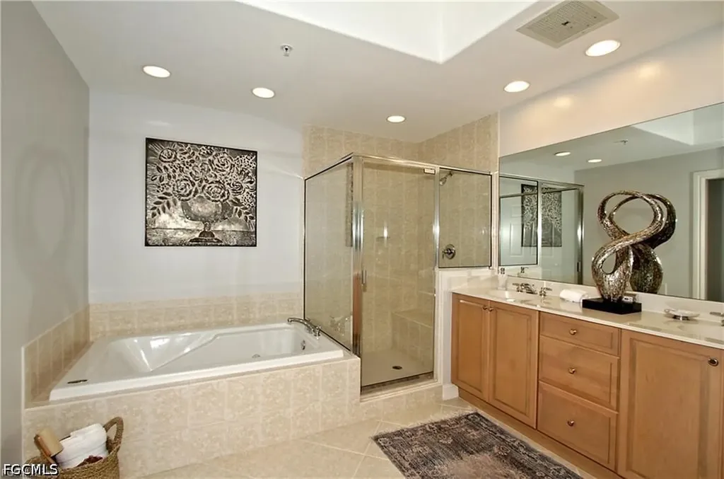 2738 Tiburon Boulevard E Naples FL 34109