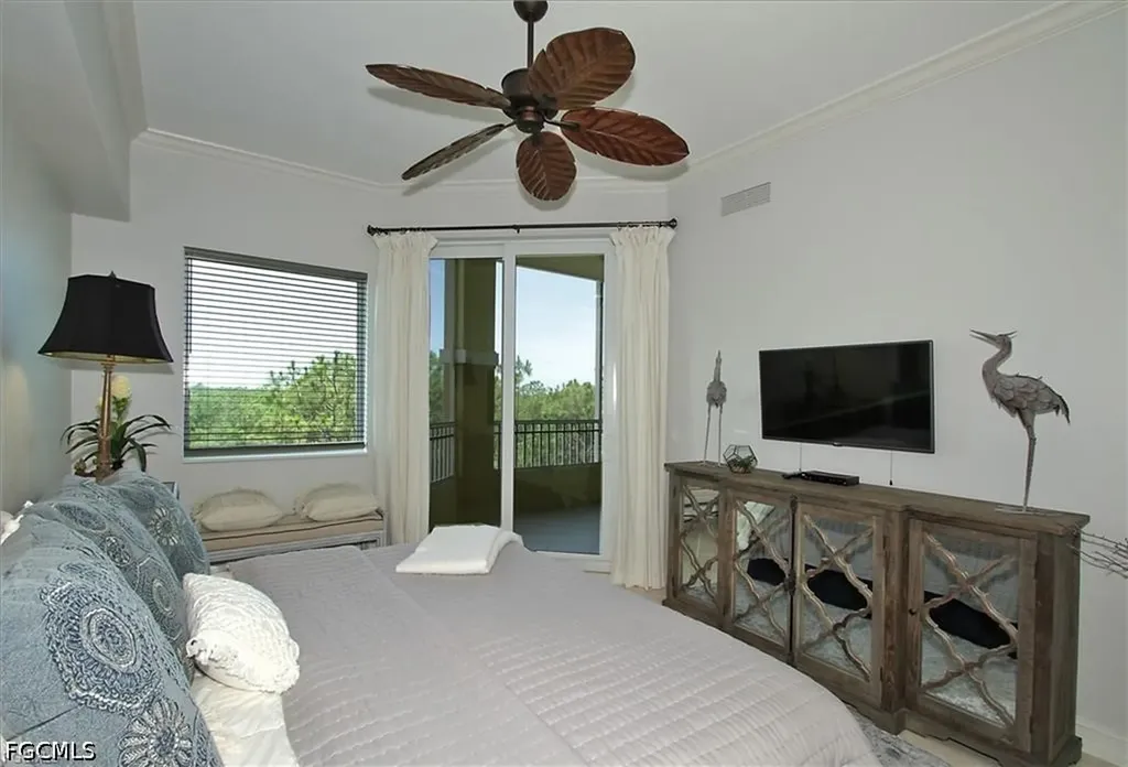 2738 Tiburon Boulevard E Naples FL 34109