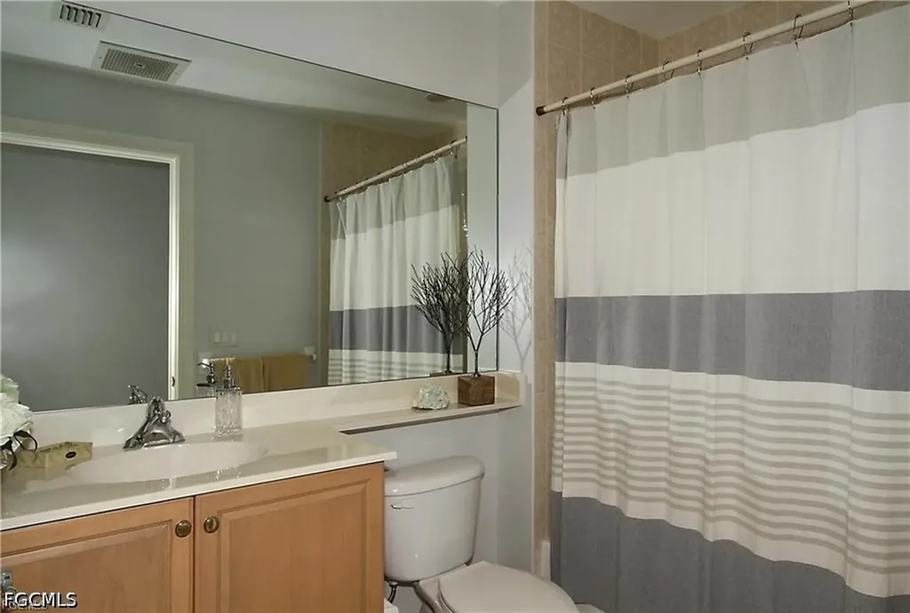 2738 Tiburon Boulevard E Naples FL 34109