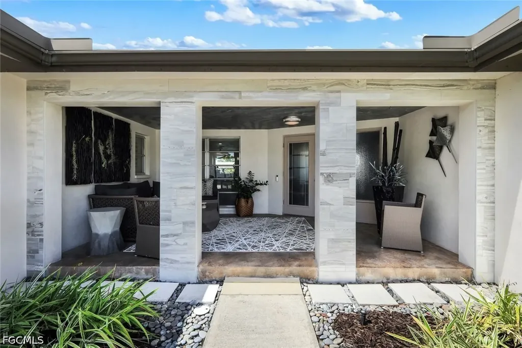 409 Tower Drive Cape Coral FL 33904