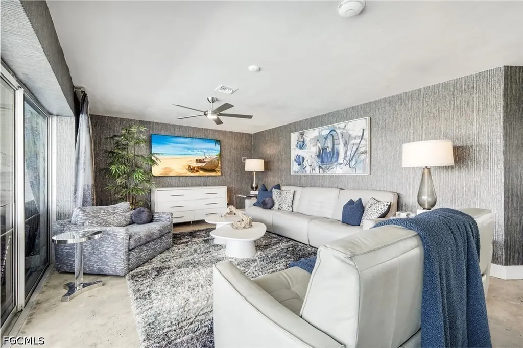 409 Tower Drive Cape Coral FL 33904