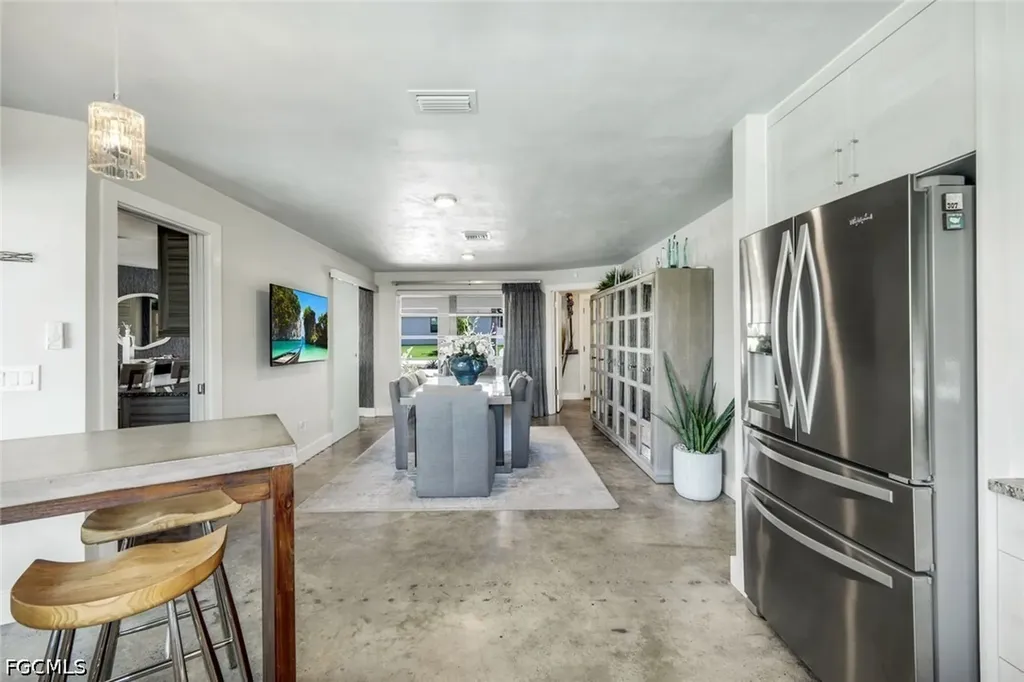 409 Tower Drive Cape Coral FL 33904