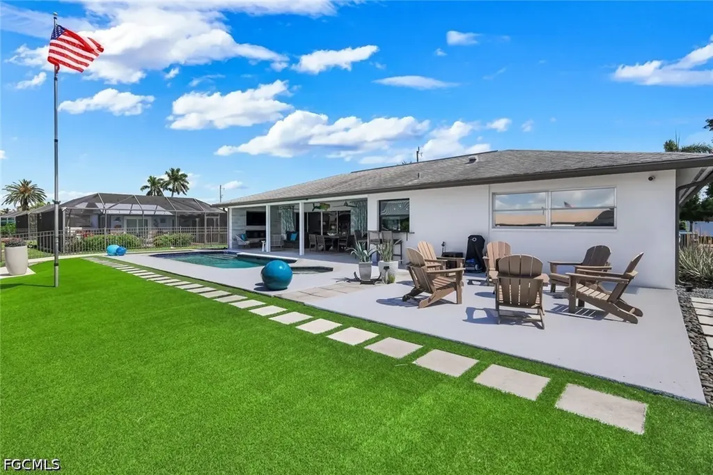 409 Tower Drive Cape Coral FL 33904
