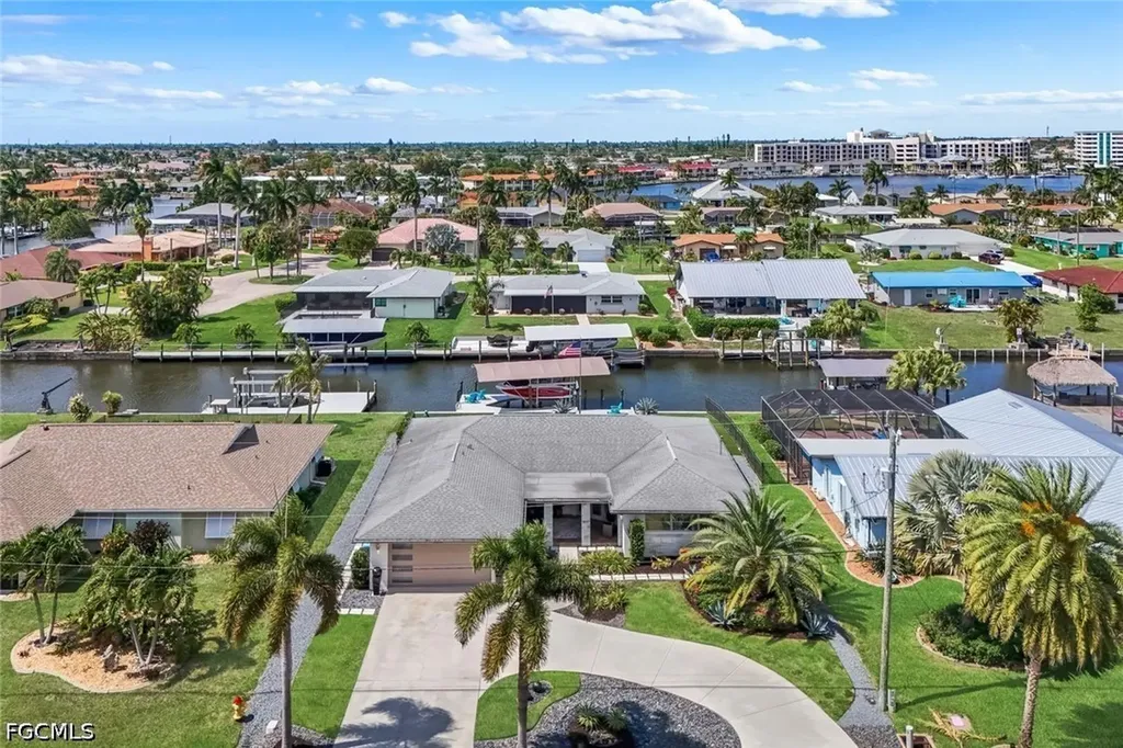 409 Tower Drive Cape Coral FL 33904