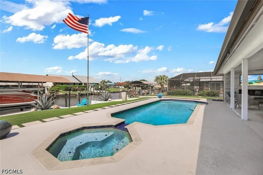 409 Tower Drive Cape Coral FL 33904