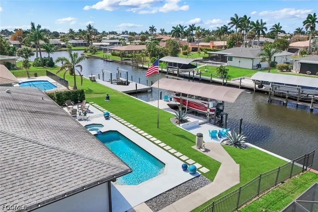 409 Tower Drive Cape Coral FL 33904