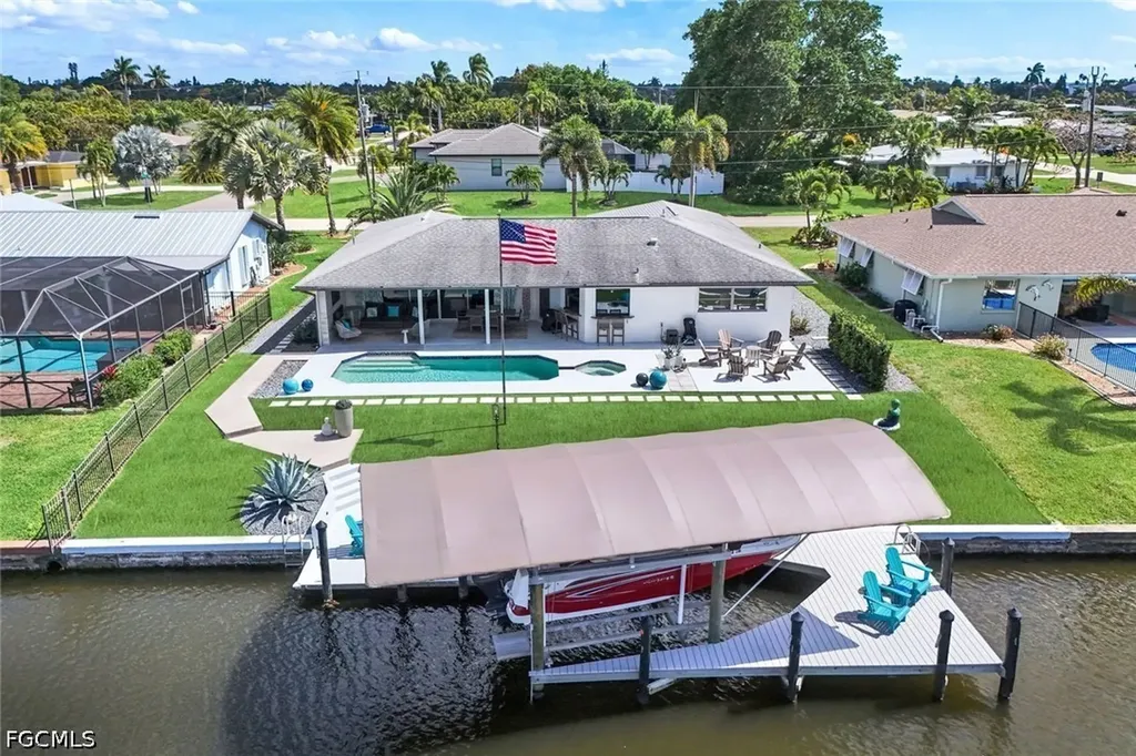 409 Tower Drive Cape Coral FL 33904