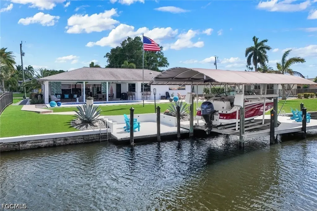 409 Tower Drive Cape Coral FL 33904