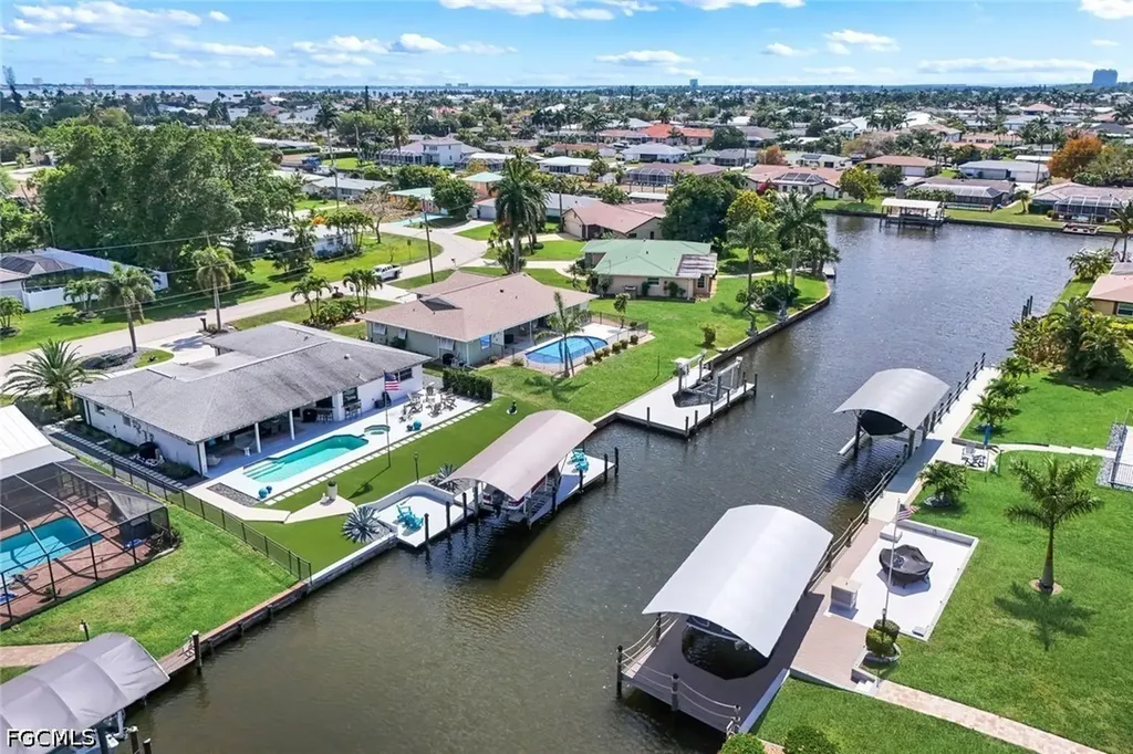 409 Tower Drive Cape Coral FL 33904