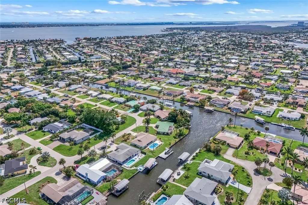409 Tower Drive Cape Coral FL 33904