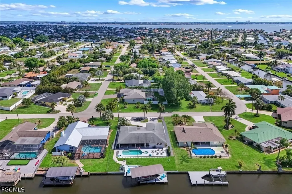 409 Tower Drive Cape Coral FL 33904
