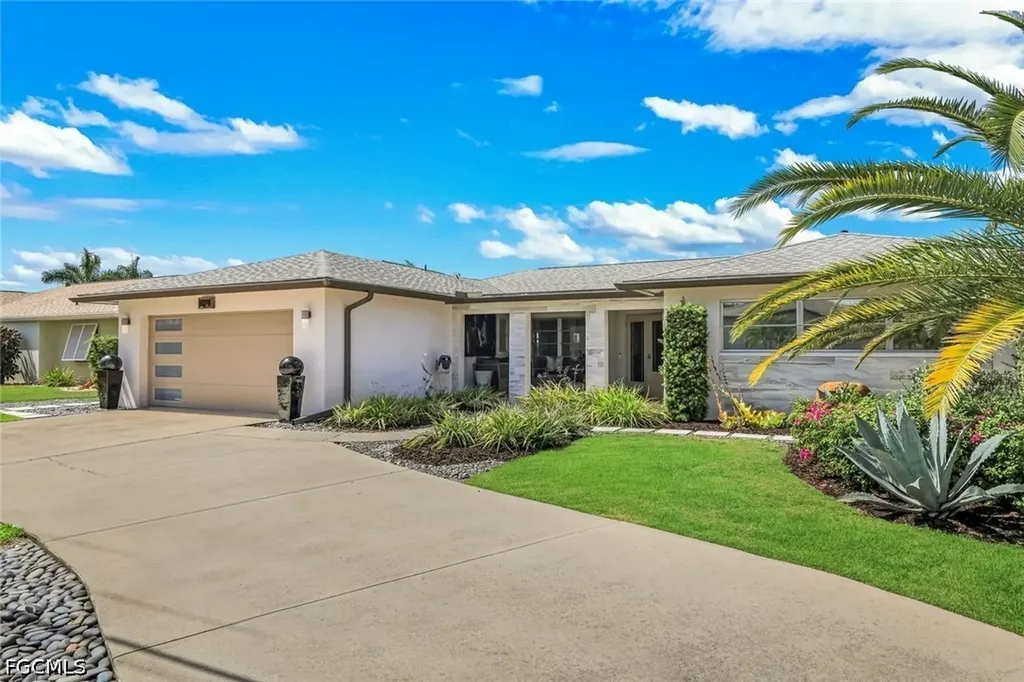 409 Tower Drive Cape Coral FL 33904