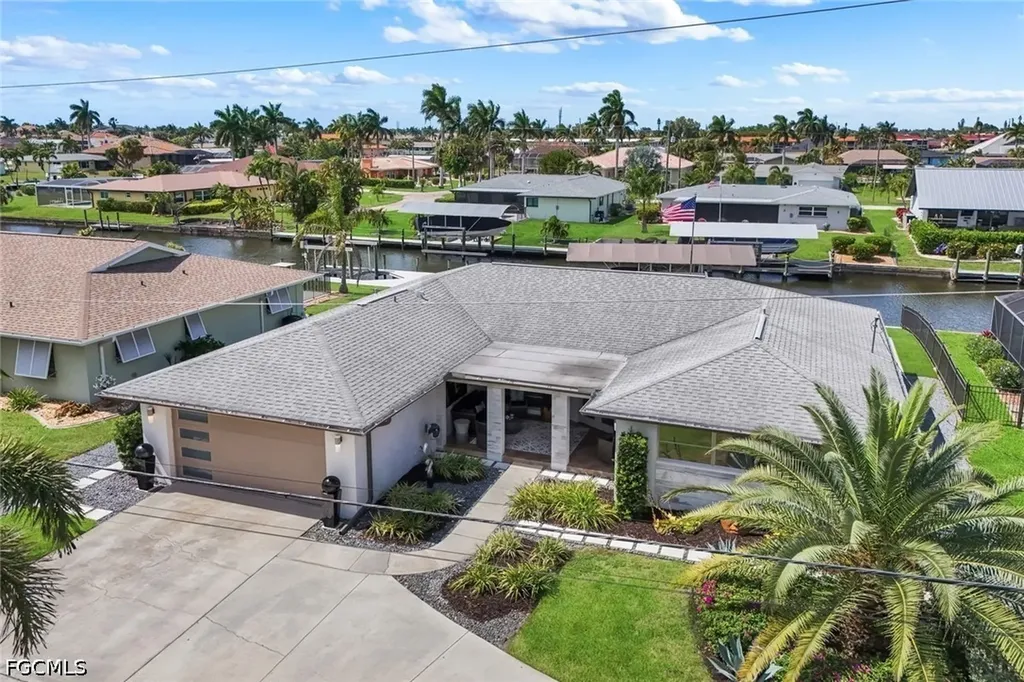 409 Tower Drive Cape Coral FL 33904
