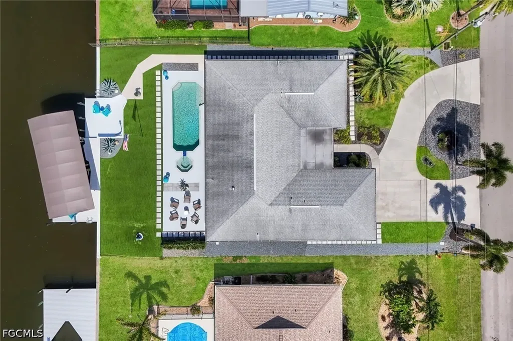 409 Tower Drive Cape Coral FL 33904
