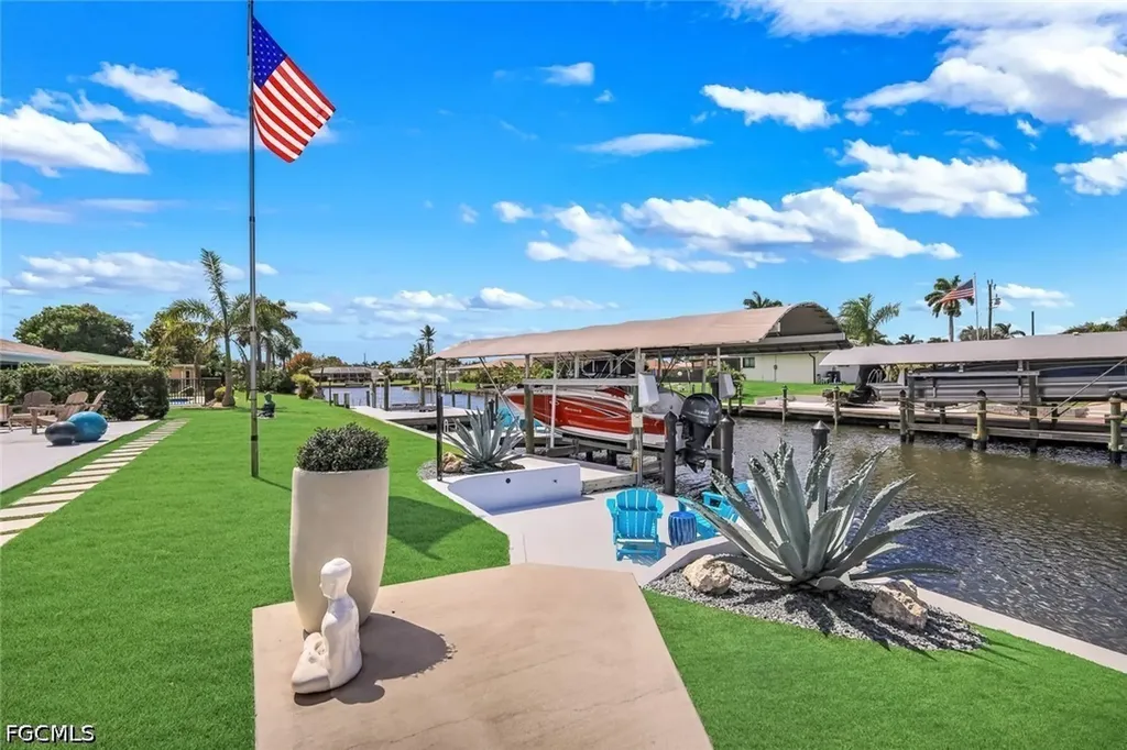 409 Tower Drive Cape Coral FL 33904