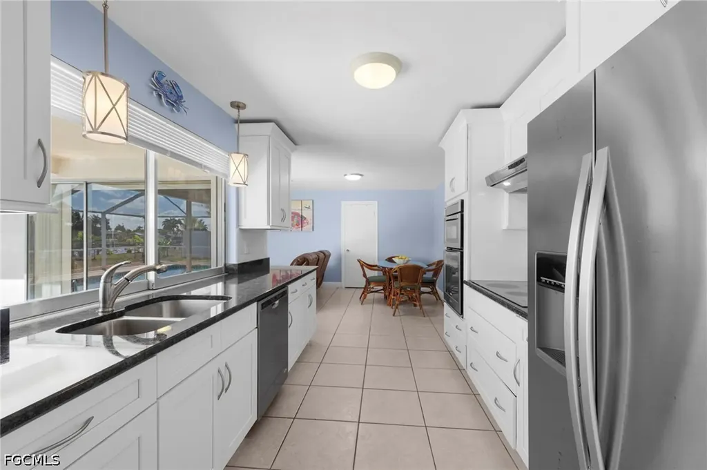 710 SE 43rd Street Cape Coral FL 33904