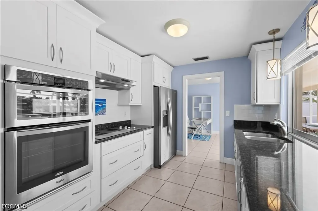 710 SE 43rd Street Cape Coral FL 33904