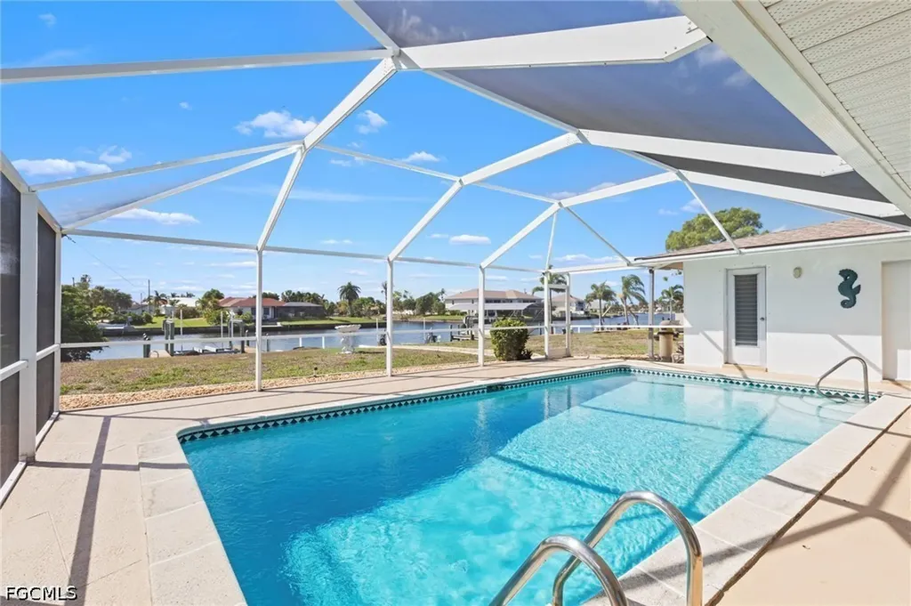 710 SE 43rd Street Cape Coral FL 33904