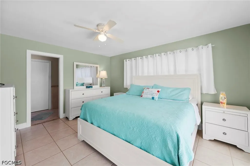 710 SE 43rd Street Cape Coral FL 33904