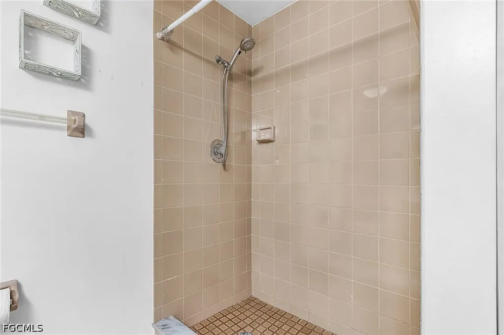 8677 Whispering Pines Drive St. James City FL 33956